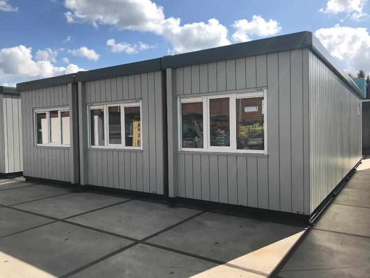 Te Huur Zeer Luxe Woonunit 99 m² met 4 slaapkamers, Zakelijke goederen, Machines en Bouw | Keten en Containers, Ophalen