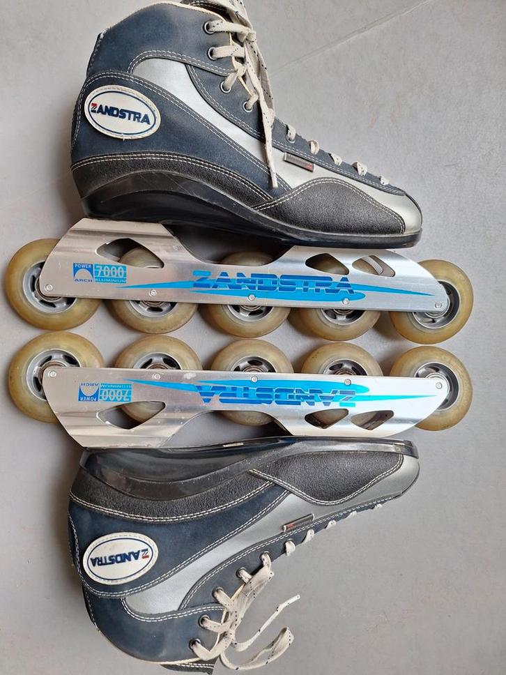 Zandstra schaatsschoen op skeelers (v.schoenmaat 43), Sport en Fitness, Schaatsen, Gebruikt, Noren, Zandstra, Ophalen of Verzenden