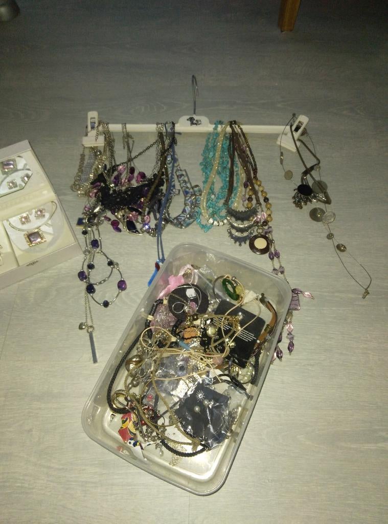 Veel sieraden, Sieraden, Tassen en Uiterlijk, Kettingen, Ophalen of Verzenden, Zo goed als nieuw, Goud, Overige materialen