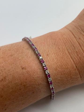 X924 Prachtige zilveren tennisarmband saffieren beschikbaar voor biedingen
