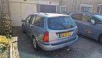 Ford Focus 1.6 I Ambiente Wagon AUT 2004 Grijs, Auto's, 1596 cc, 4 cilinders, Origineel Nederlands, Stationwagon