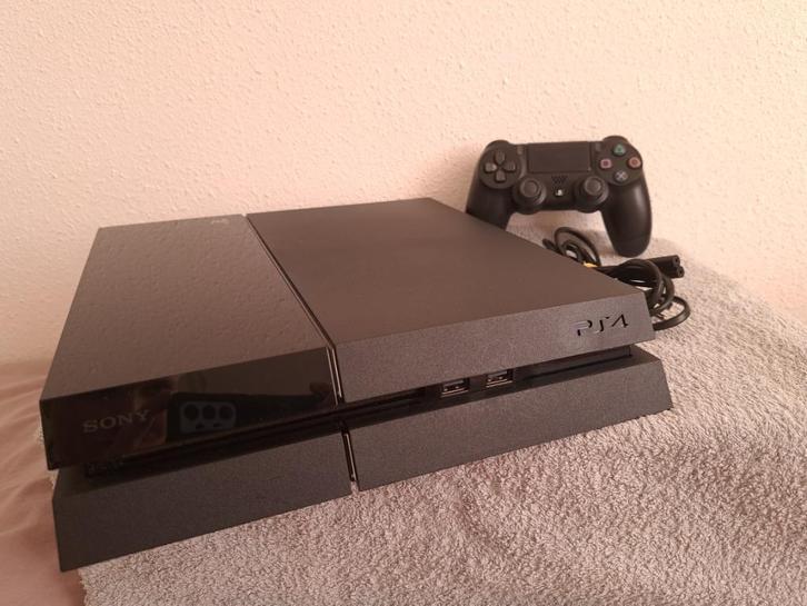 PS4 Fat 500GB + evt controller met Hall Effect sticks, Spelcomputers en Games, Spelcomputers | Sony PlayStation 4, Refurbished