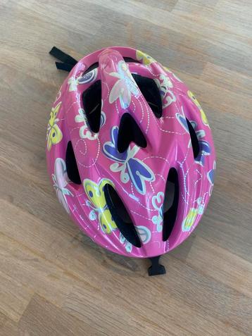 Roze Fietshelm Meisjes beschikbaar voor biedingen