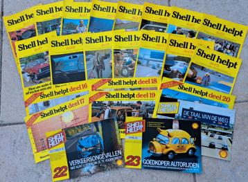 23 delen van Shell Helpt boekjes, periode 1977-1982. beschikbaar voor biedingen
