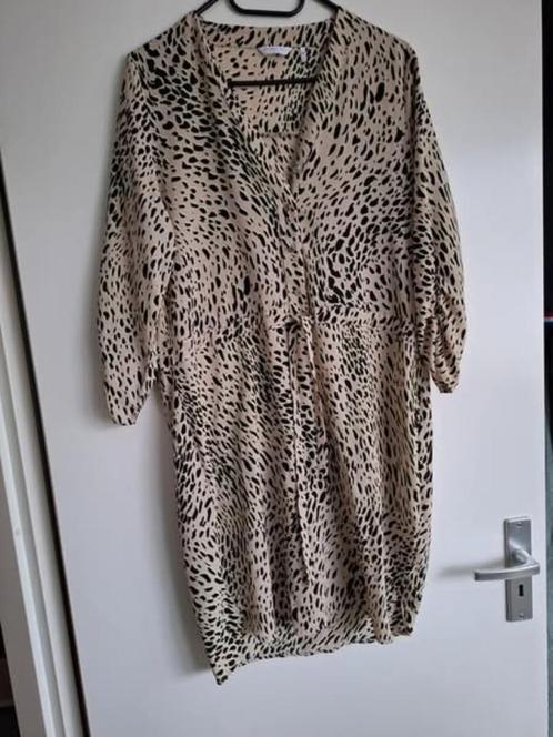 Jurk merk Meltino maat M, Kleding | Dames, Jurken, Zo goed als nieuw, Maat 38/40 (M), Boven de knie, Ophalen of Verzenden