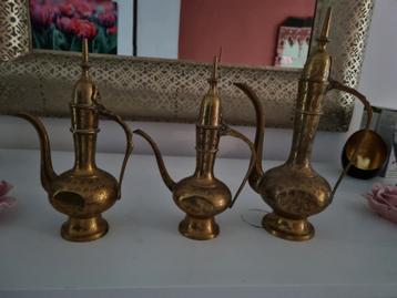 decoratieve koperen theepotten India  beschikbaar voor biedingen