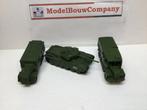 Dinky Toys 2 x militaire truck en 1 centurion tank, Hobby en Vrije tijd, Modelauto's | 1:43, Ophalen of Verzenden, Gebruikt, Overige typen