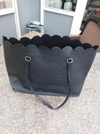 Zwarte H&M Divided Tas met Scalloped Rand, Sieraden, Tassen en Uiterlijk, Ophalen of Verzenden, Gebruikt, Zwart, Shopper