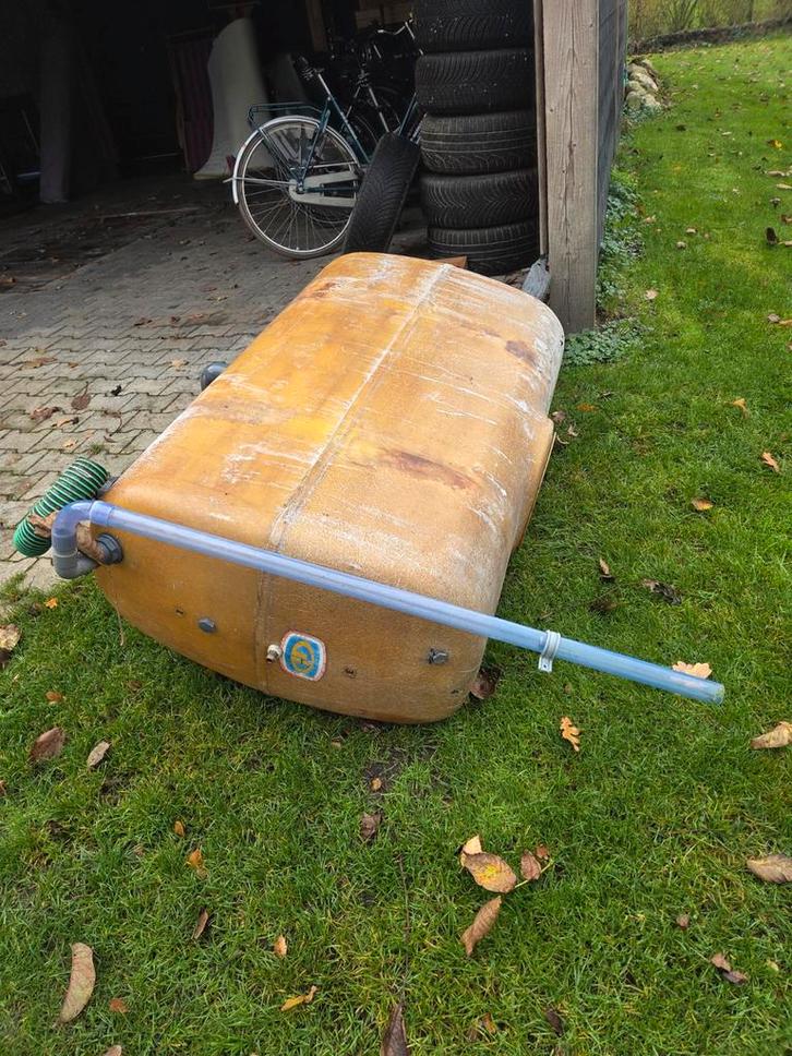 Watertank 750 Liter polyester Ideaal voor Tuin!, Tuin en Terras, Regentonnen, Gebruikt, Kunststof, 150 liter of meer, Ophalen
