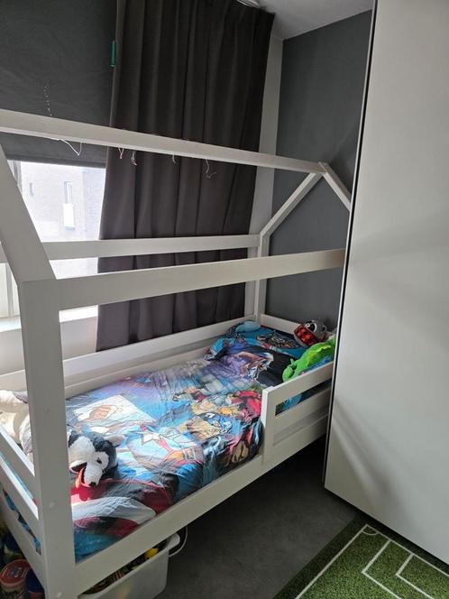 2 Kinderbedden, boomhutbed,  huisbed, Kinderen en Baby's, Kinderkamer | Bedden, Zo goed als nieuw, 180 cm of meer, 85 tot 100 cm