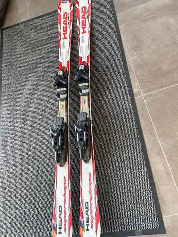 Ski’s  beschikbaar voor biedingen