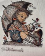 Vintage Handgeborduurde Hummel Afbeelding, Ophalen of Verzenden, Gebruikt, Handborduren, Borduurpakket