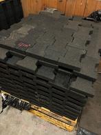 Restpartij rubberen H-klinkers 17m2, Ophalen of Verzenden, Info@noddevelt.nl, Noddevelt BV, Zandstraat 37, Berlicum