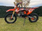 Ultra 125cc 4 takt in nieuwstaat, Fietsen en Brommers, Minibikes, Midibikes en Pitbikes, Ophalen, Zo goed als nieuw, Pitbike