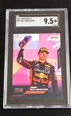 2023 Topps Formula 1 Max Verstappen 057, SGC 9.5 Graded Card, Hobby en Vrije tijd, Stickers en Plaatjes, Ophalen, Nieuw, Plaatje