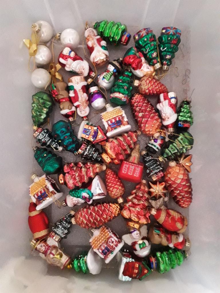 50 st. glas geblazen kerstboom ornamenten hangers gekleurd, Ophalen of Verzenden