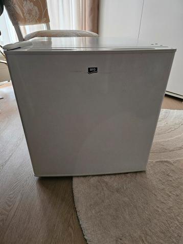 Kleine Vrieskist - Zo Goed Als Nieuw! beschikbaar voor biedingen