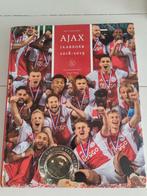 Ronald Jonges - Het officiële Ajax jaarboek | 2018-2019, Boeken, Sportboeken, Ronald Jonges; Matty Verkamman, Ophalen of Verzenden