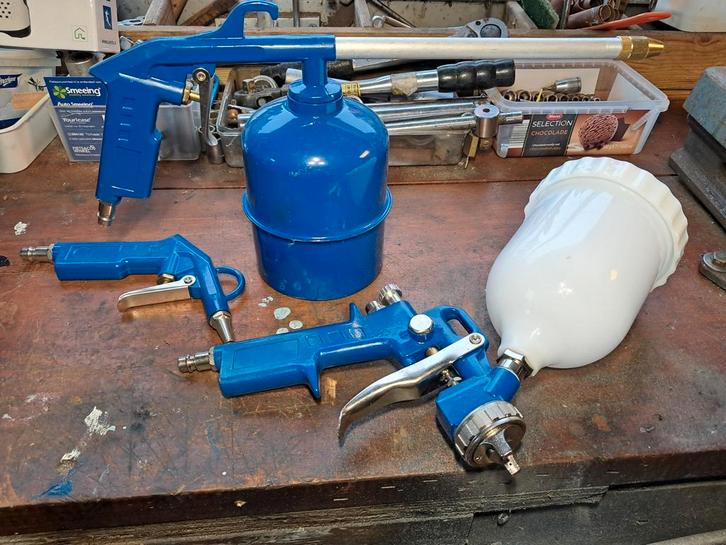 Verfspuiten Set - Diverse modellen, Doe-het-zelf en Verbouw, Compressors, Gebruikt, 6 tot 10 bar, Minder dan 25 liter, Minder dan 200 liter/min