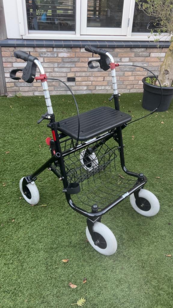 Premis Provo Rollator inklapbaar in zeer nette staat, Diversen, Rollators, Zo goed als nieuw, Ophalen