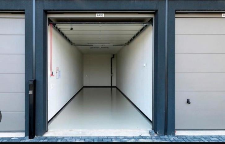 bedrijfsunits  24m2  Superlocatie in Emmen  10% rendement, Zakelijke goederen, Bedrijfs Onroerend goed, Bedrijfsruimte, Belegging