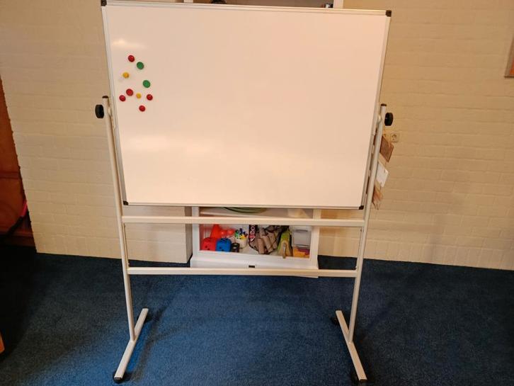Mobiel whiteboard kantelbaar, Diversen, Schoolborden, Zo goed als nieuw, Mobiel, Ophalen