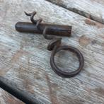 Mini kurkentrekker als ringmodel,vintage., Antiek en Kunst, Ophalen of Verzenden