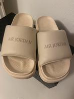 Jordan slippers dames 40,5, Ophalen of Verzenden, Zo goed als nieuw, Roze, Slippers