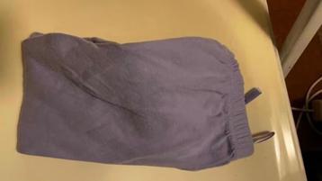 Lila legging in maat 122/128 beschikbaar voor biedingen