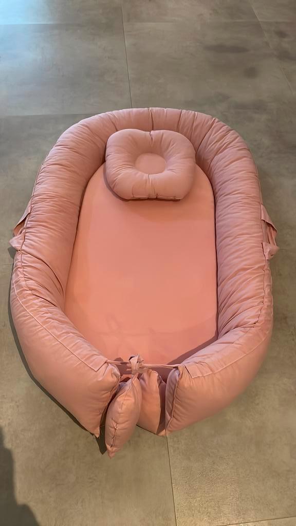 Baby nest, Kinderen en Baby's, Babymode-accessoires, Zo goed als nieuw, Ophalen