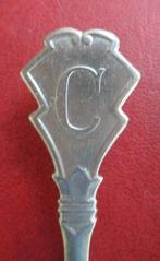 gero zilmeta letterlepeltje theelepel letter C van Cor Cora, Ophalen of Verzenden, Gebruikt, Porselein, Bestek