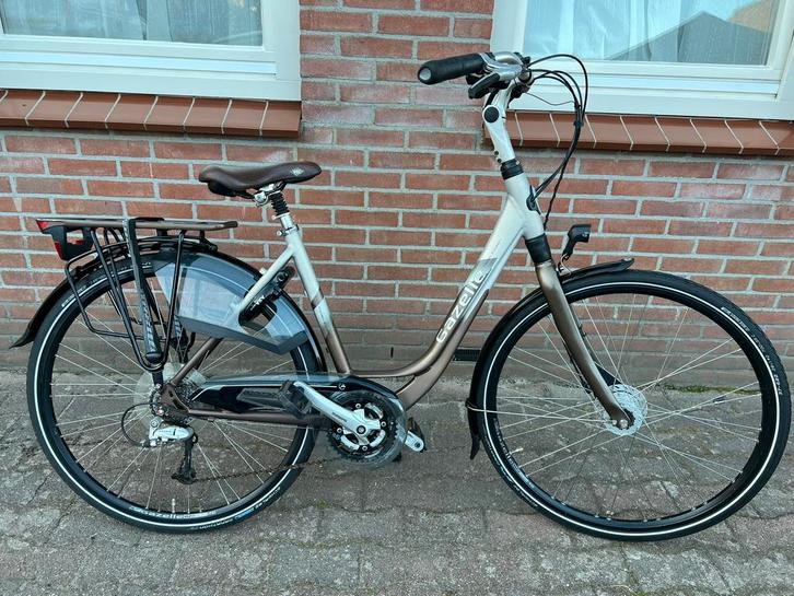 zeer nette gazelle medeo excellent damesfiets toerfiets, Fietsen en Brommers, Fietsen | Dames | Sportfietsen en Toerfietsen, Gebruikt