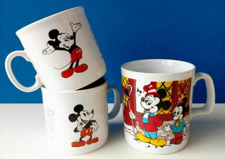 Retro Disney mokken/Mickey Mouse/Kerst, Verzamelen, Disney, Gebruikt, Servies, Mickey Mouse, Ophalen of Verzenden