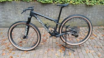 Specialized Epic WC Expert , framemaat M beschikbaar voor biedingen