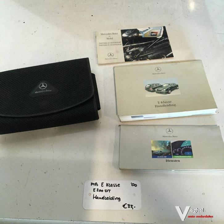 Mercedes E klasse 2000  Instructieboekjes, Auto diversen, Handleidingen en Instructieboekjes, Ophalen of Verzenden