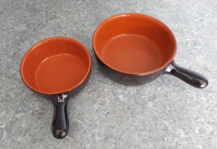 set terracotta ovenschaaltjes, Huis en Inrichting, Keuken | Keukenbenodigdheden, Zo goed als nieuw, Ophalen of Verzenden