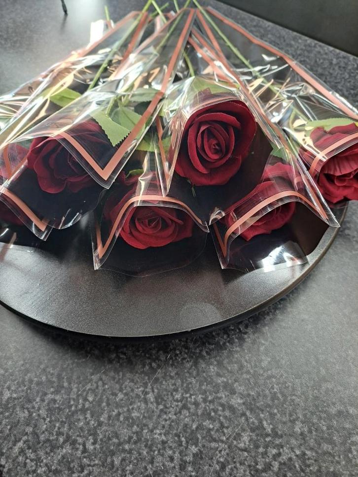 valentijns roos zijde, Huis en Inrichting, Woonaccessoires | Kunstplanten en Kunstbloemen, Nieuw, Ophalen of Verzenden