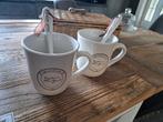 Rivièra Maison Koffiemokken - Set van 2, Keramiek, Ophalen of Verzenden, Zo goed als nieuw, Overige stijlen