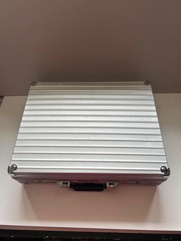 Rimowa aluminium koffer beschikbaar voor biedingen