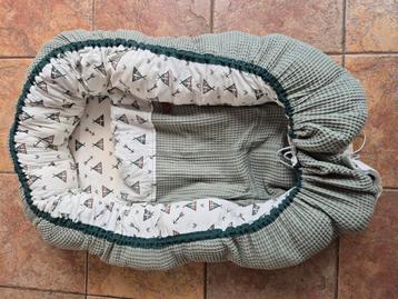 Babynest beschikbaar voor biedingen