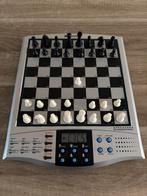 Schaakcomputer Millenium Sprekende schaakschool, Hobby en Vrije tijd, Ophalen of Verzenden, Zo goed als nieuw, Schaken