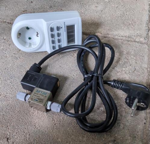Airtac 2V025-06 magneetventiel voor CO2 + tijdklok, Dieren en Toebehoren, Vissen | Aquaria en Toebehoren, Gebruikt, Filter of Co2