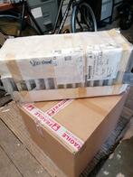 Te koop kleine radiator Splinternieuw in verpakking., Ophalen, Radiator, Nieuw, Minder dan 60 cm