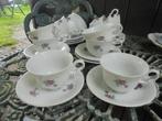 12 kleine / Mokka / Espresso kop en schotels roze roosjes, Ophalen of Verzenden