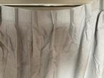 Nieuw grijs verduisterend gordijn. 155 x 260 cm, Huis en Inrichting, Nieuw, Grijs, Ophalen of Verzenden, 200 cm of meer