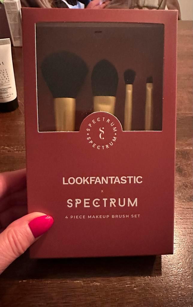 Lookfantastic Spectrum Kwasten Set - 4 Delig, Sieraden, Tassen en Uiterlijk, Uiterlijk | Cosmetica en Make-up, Nieuw, Toebehoren