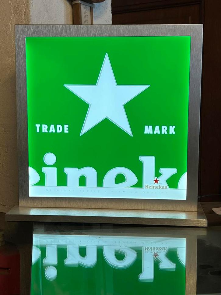 Gave Heineken bier lichtreclame, Verzamelen, Merken en Reclamevoorwerpen, Zo goed als nieuw, Lichtbak of (neon) lamp, Ophalen of Verzenden