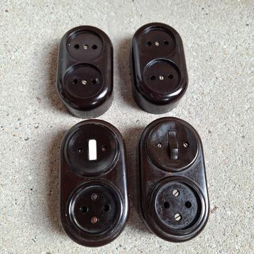 4 Bakeliet Stopcontacten 50er Jaren samen €40.- Vintage beschikbaar voor biedingen