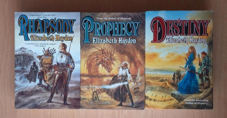 Elizabeth Haydon - Rhapsody 1 t/m 3 (HC + omslag), Boeken, Fantasy, Gelezen, Ophalen of Verzenden