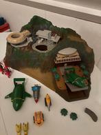 Thunderbirds verzameling met eiland en voertuigen matchbox, Verzenden, Gebruikt